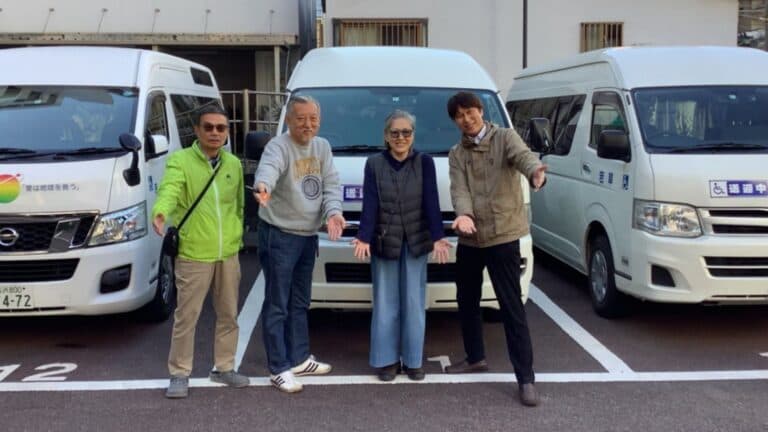なぜ送迎ドライバーが60代定年退職者の「黄金副業」と呼ばれるのか?3大メリットを徹底解説
